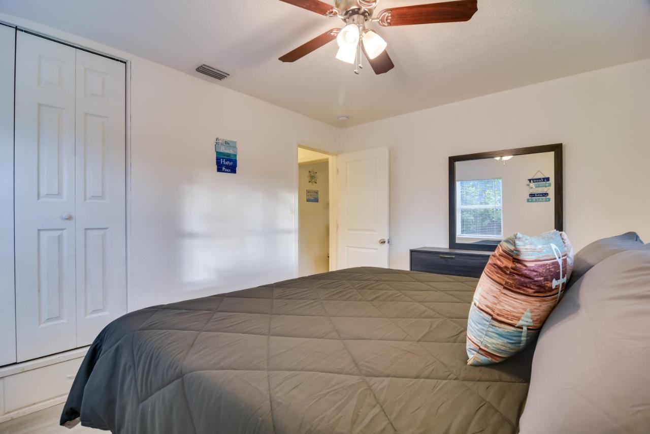 Pet-Friendly Gulfport Home Walkable Location! São Petersburgo Exterior foto
